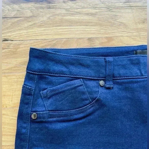 1822 Denim Jean Shorts (EUC) - Picture 2 of 7